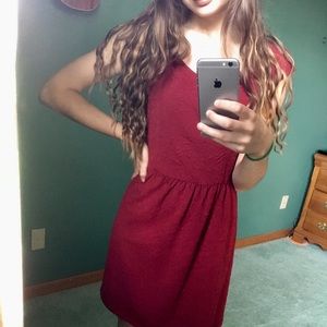 Short sleeve thick red dress